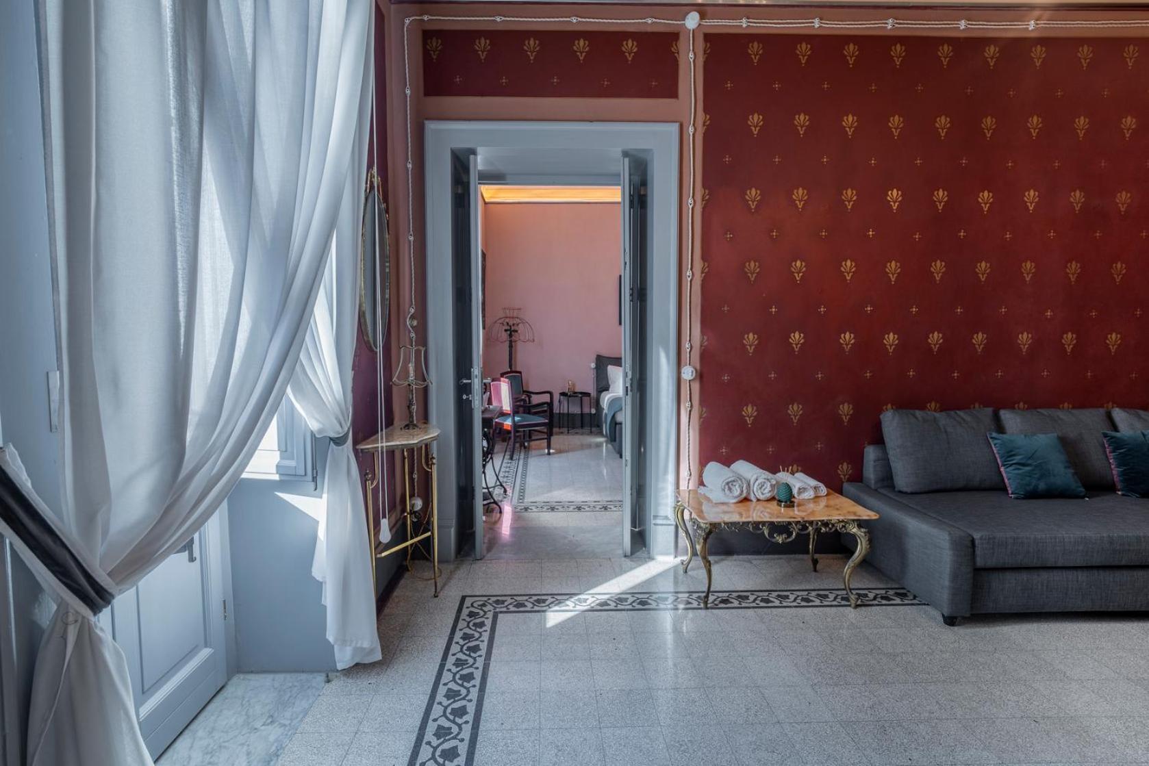 360Me Palace メッシーナ エクステリア 写真